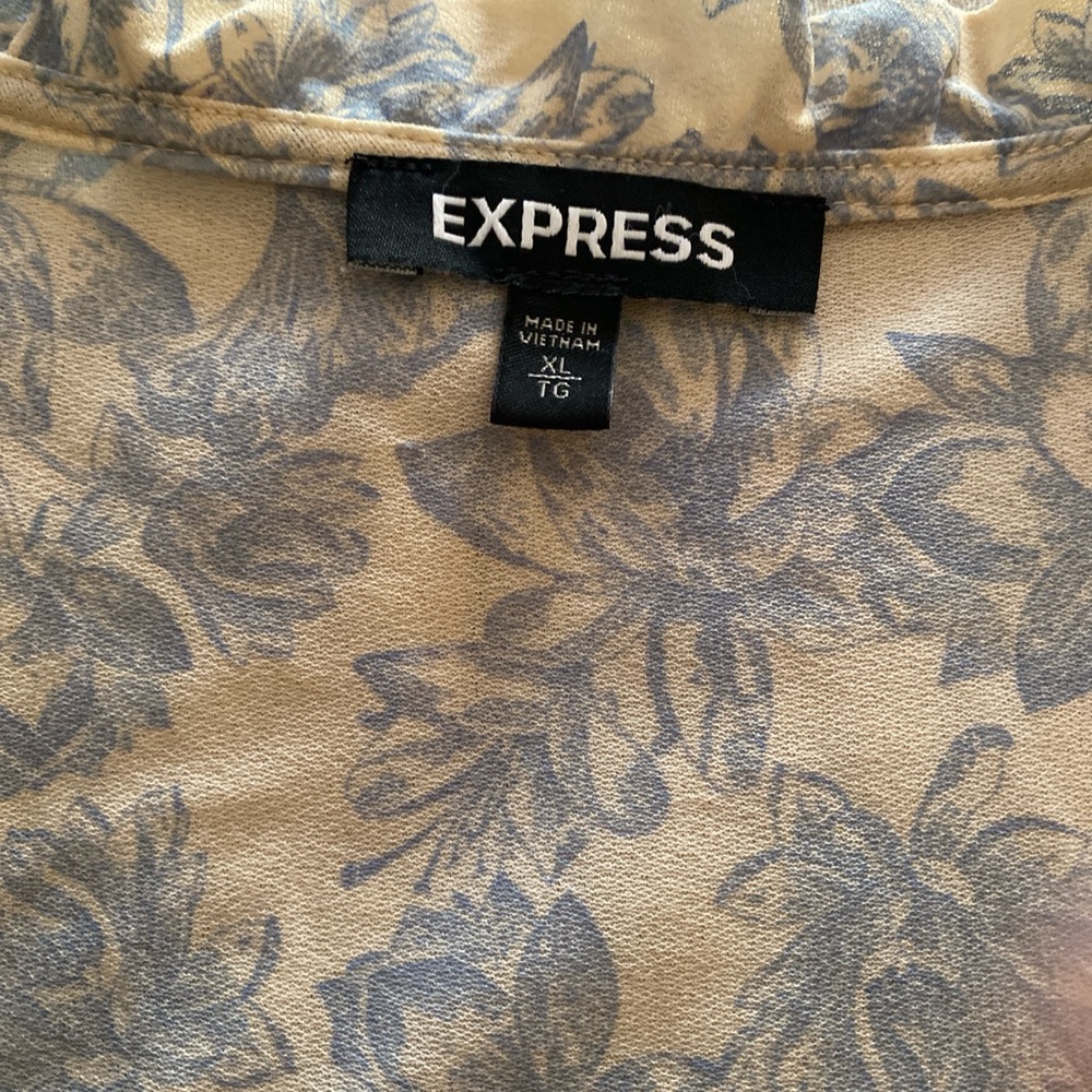 Express blouse - Picture 3 of 3